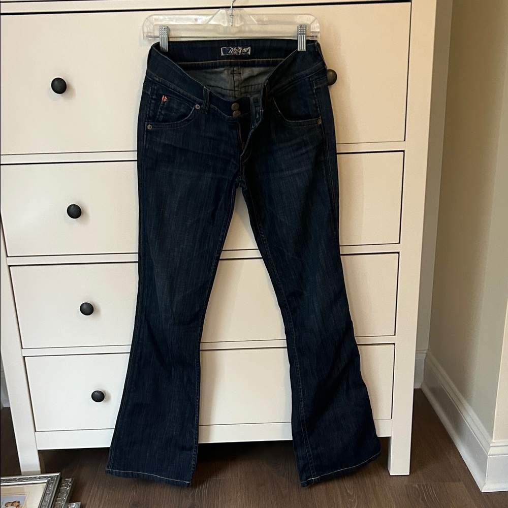 Hudson jeans size 27.!
Dark wash flare jean.